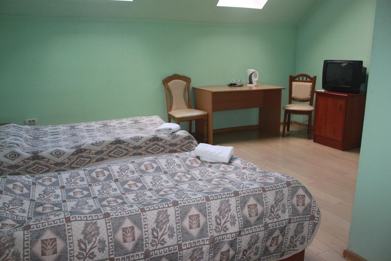 Mini-Hotel Verhovina キエフ エクステリア 写真
