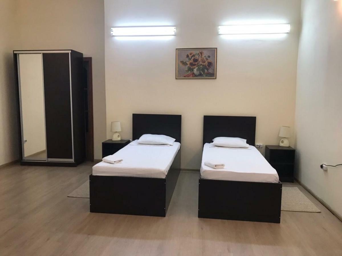 Mini-Hotel Verhovina キエフ エクステリア 写真